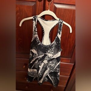 Lululemon Cool Racerback Size 12 In Static Mist White Black